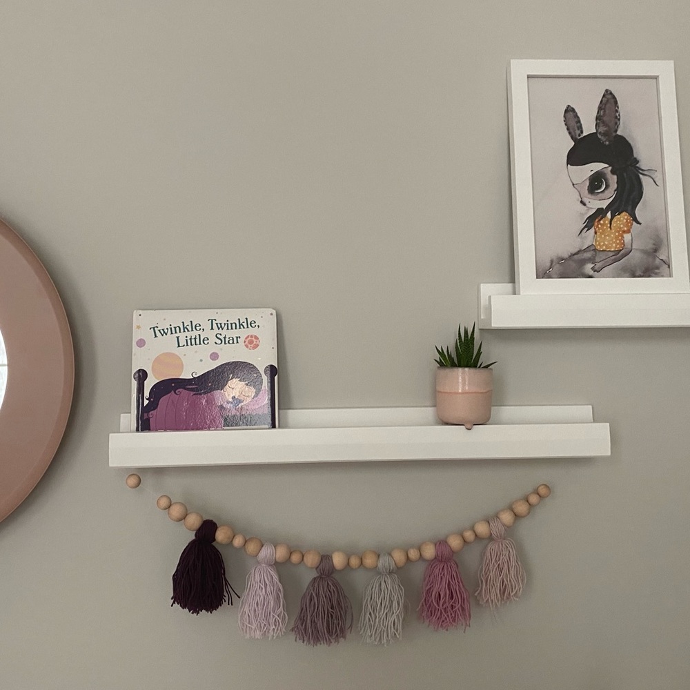 Yarn tassel and wood bead garland